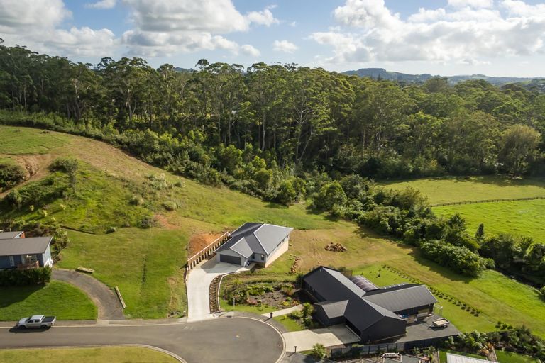 Photo of property in 37 Alderton Drive, Kerikeri, 0230