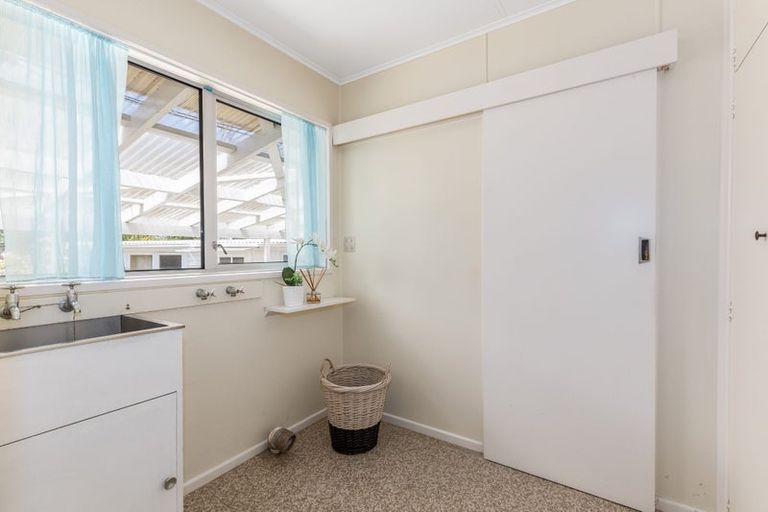 Photo of property in 341 Riverside Drive, Fairfield, Lower Hutt, 5011