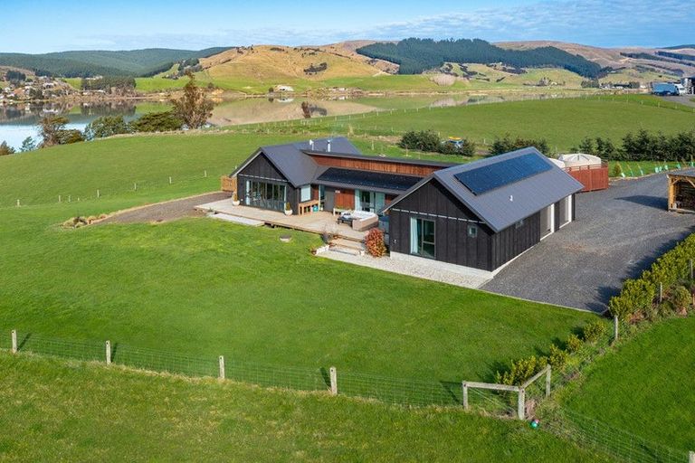 Photo of property in 204 Baker Road, Berwick Forest, Outram, 9073