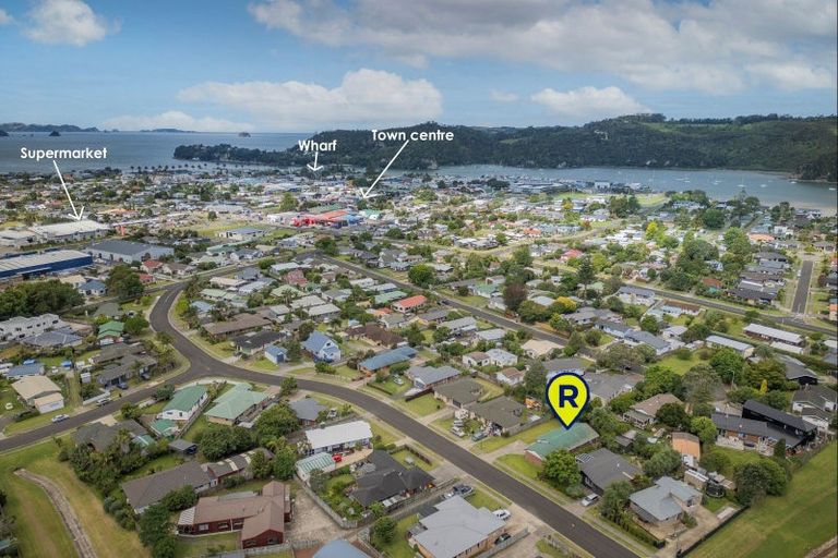 Photo of property in 40 Cholmondeley Crescent, Whitianga, 3510