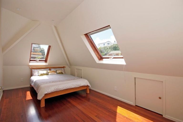 Photo of property in 42 Honiana Te Puni Street, Aro Valley, Wellington, 6021