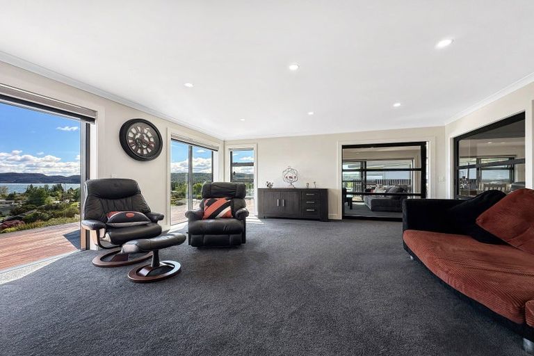 Photo of property in 5 Kittyhawk Drive, Kinloch, Taupo, 3377