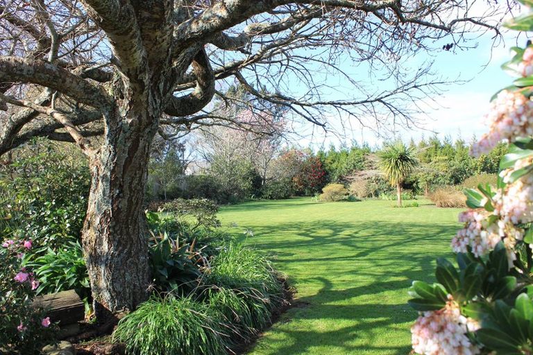 Photo of property in 1266 Egmont Road, Egmont Village, New Plymouth, 4372