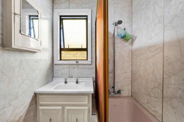 Photo of property in 3 Hamlet Street, Stratford, 4332