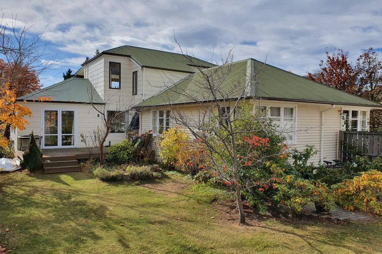 Photo of property in 41 Aorangi Crescent, Lake Tekapo, 7999