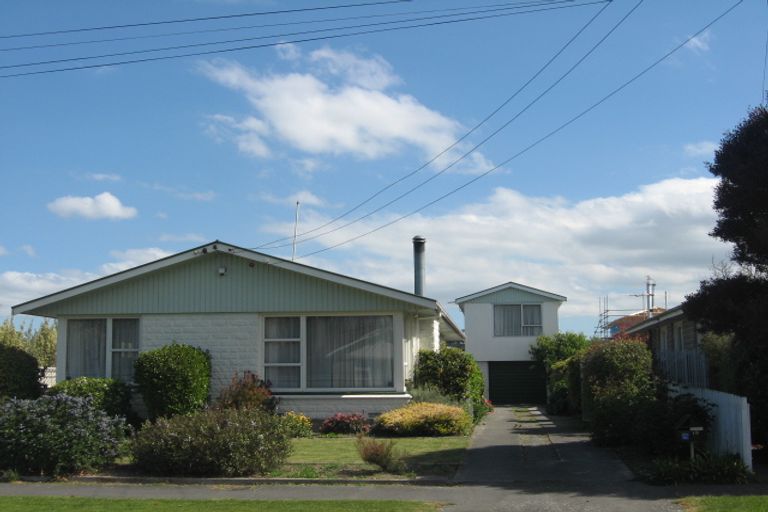 Photo of property in 19 Westerleigh Street, Bishopdale, Christchurch, 8053