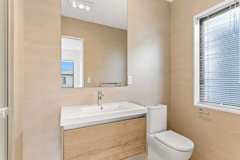 Photo of property in 33 Adlam Lane, Takanini, 2112