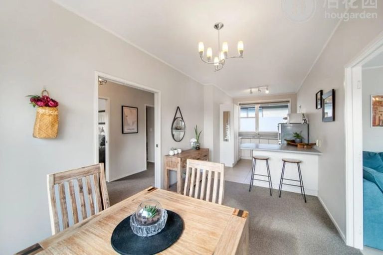 Photo of property in 11 The Anchorage, Sunnyhills, Auckland, 2010