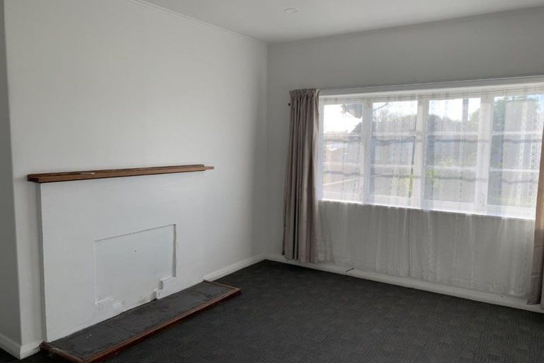 Photo of property in 7/9 Bell Street, Marton, 4710