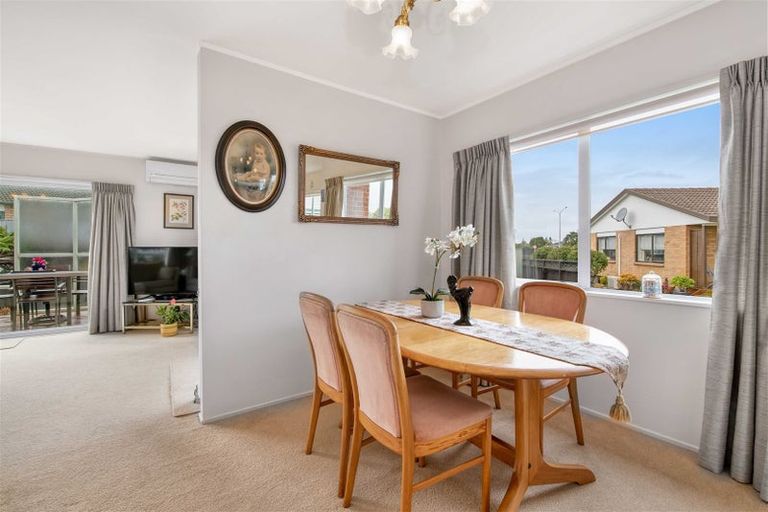 Photo of property in 21 Ruby Place, Orewa, 0931