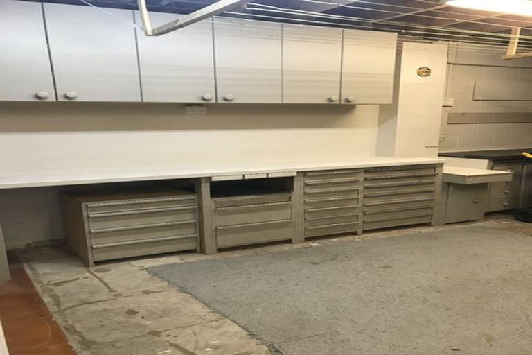 Photo of property in 19 Hartley Terrace, Massey, Auckland, 0614