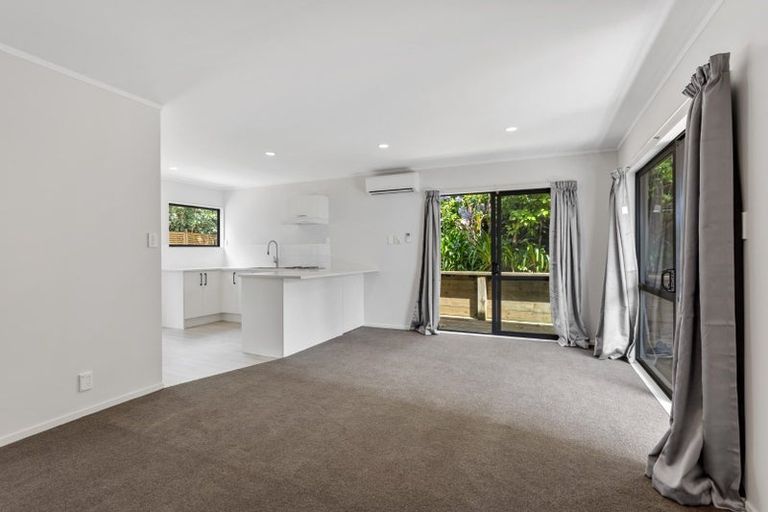 Photo of property in 17 Keegan Drive, Massey, Auckland, 0614