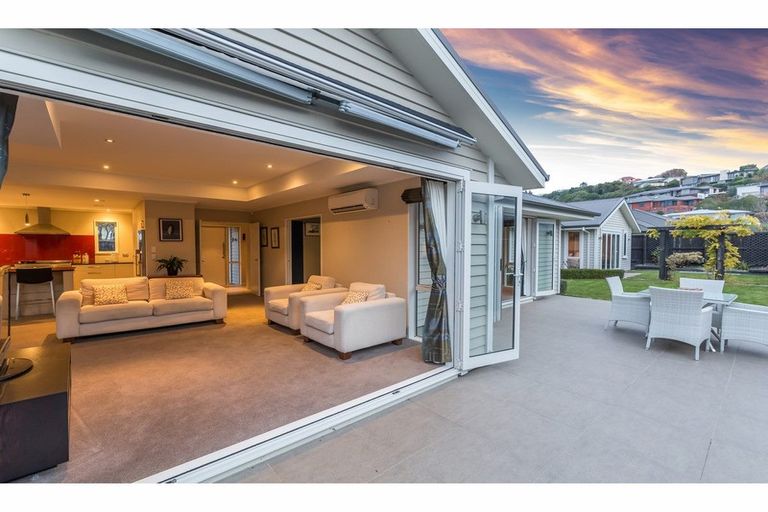 Photo of property in 12 Holbrook Way, Westmorland, Christchurch, 8025