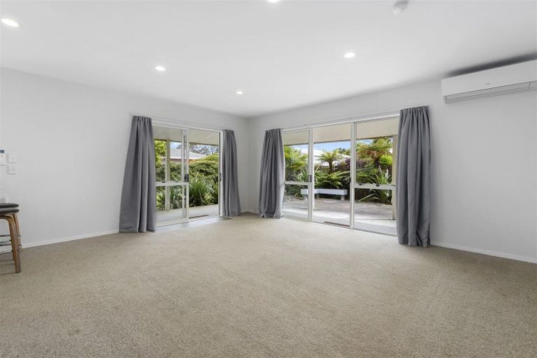 Photo of property in 261 Gravatt Road, Papamoa Beach, Papamoa, 3118