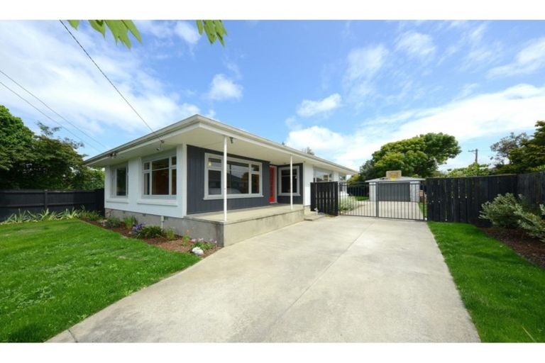 Photo of property in 13 Wallace Street, Bryndwr, Christchurch, 8053