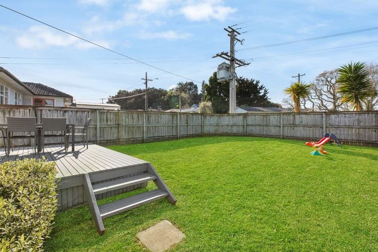 Photo of property in 10 Shirley Avenue, Papakura, 2110