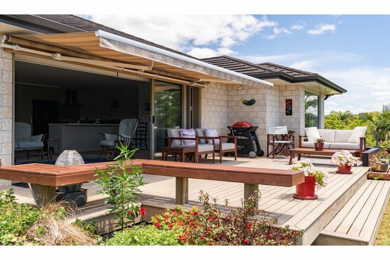 Photo of property in 20 Access Heights, Kerikeri, 0230