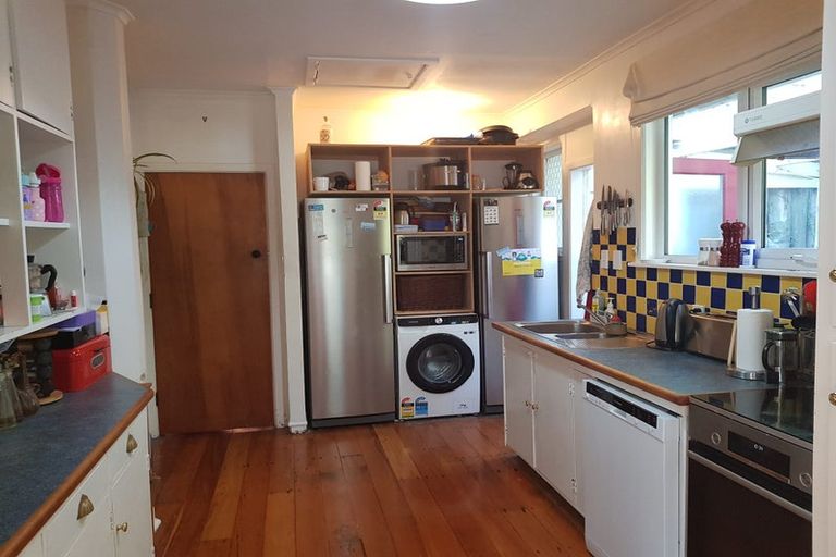 Photo of property in 55 Makara Road, Karori, Wellington, 6012