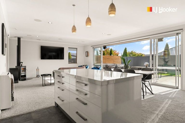 Photo of property in 17 Calluna Crescent, Mosgiel, 9024