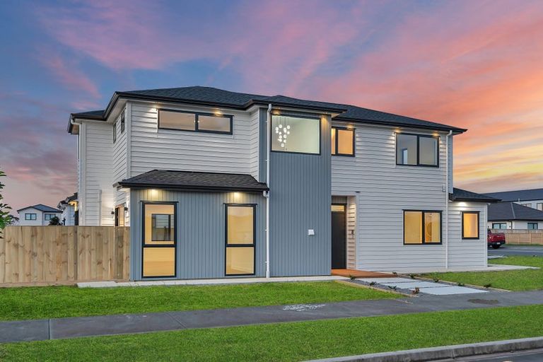 Photo of property in 14 Gertrude Cole Road, Clarks Beach, 2122