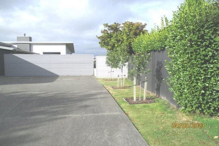 Photo of property in 17 Highpeak Place, Wigram, Christchurch, 8025