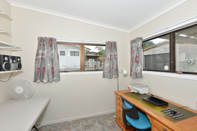 Photo of property in 65 Urquharts Bay Road, Whangarei Heads, Whangarei, 0174