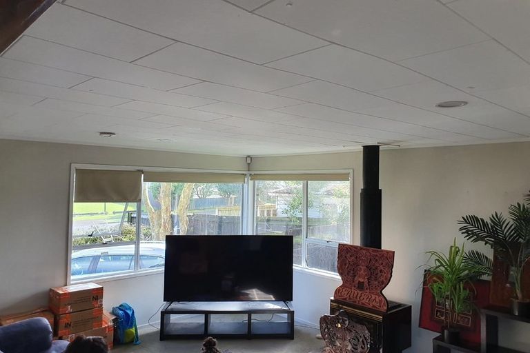 Photo of property in 8 Sharland Avenue, Manurewa, Auckland, 2102