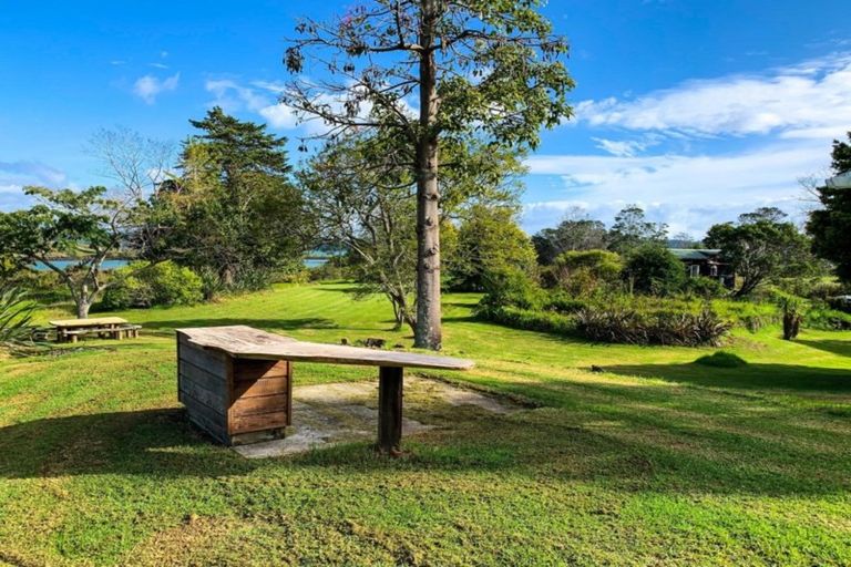 Photo of property in 943 Kerikeri Inlet Road, Kerikeri, 0293