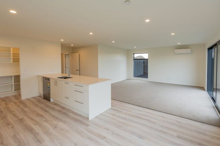 Photo of property in 32 Mcgarry Drive, Kaiapoi, 7630