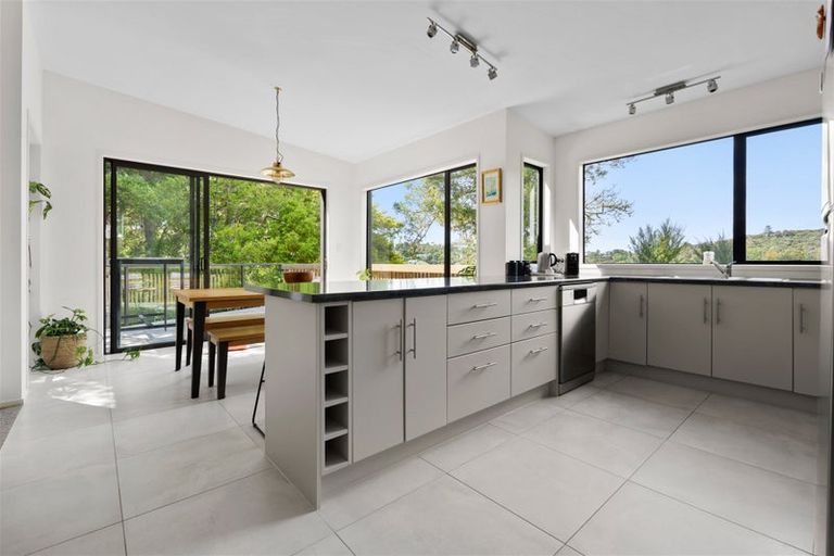 Photo of property in 10 Island View Close, Paihia, 0200