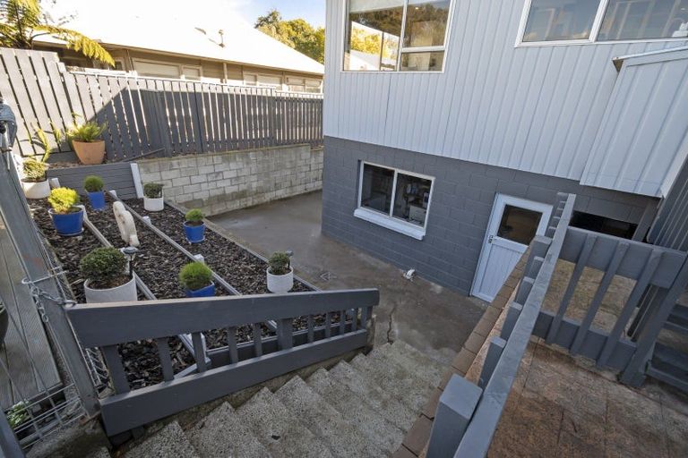 Photo of property in 2 Palliser Place, Milson, Palmerston North, 4414