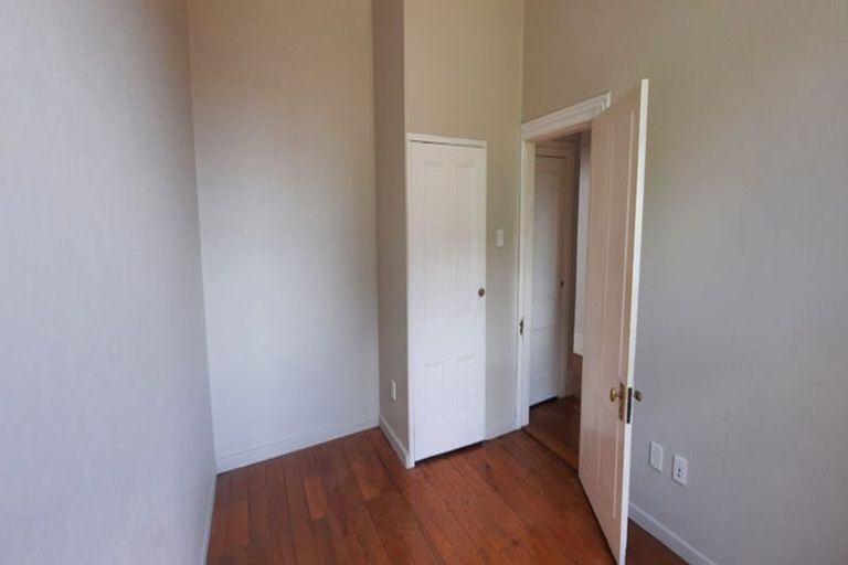 Photo of property in 377 Adelaide Road, Newtown, Wellington, 6021