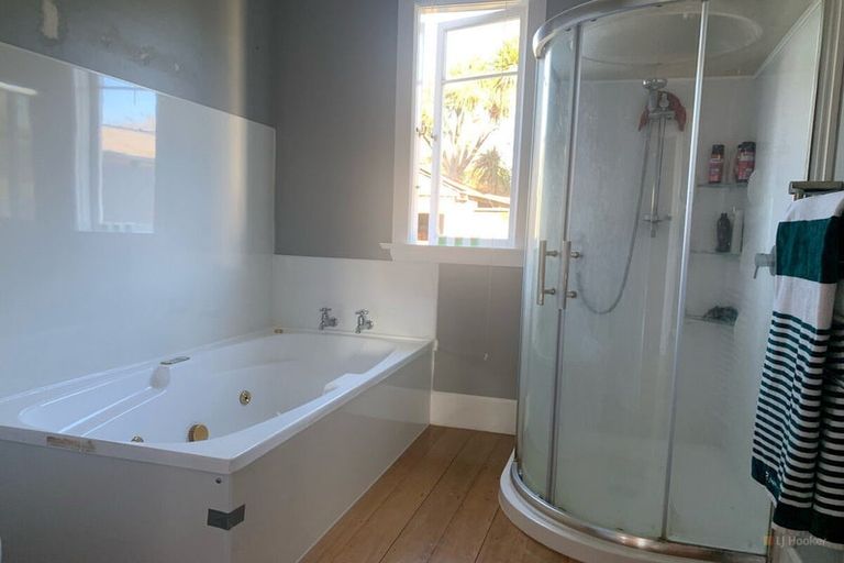 Photo of property in 19 Parsonage Road, Waimate, 7924