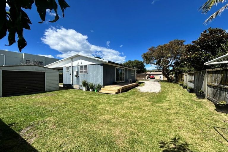 Photo of property in 11 Pacific View Road, Papamoa Beach, Papamoa, 3118