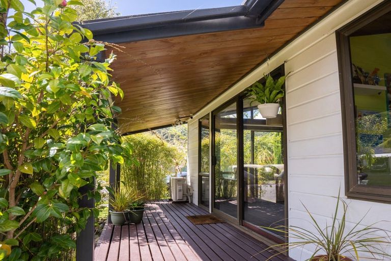 Photo of property in 17 Denver Grove, Totara Park, Upper Hutt, 5018