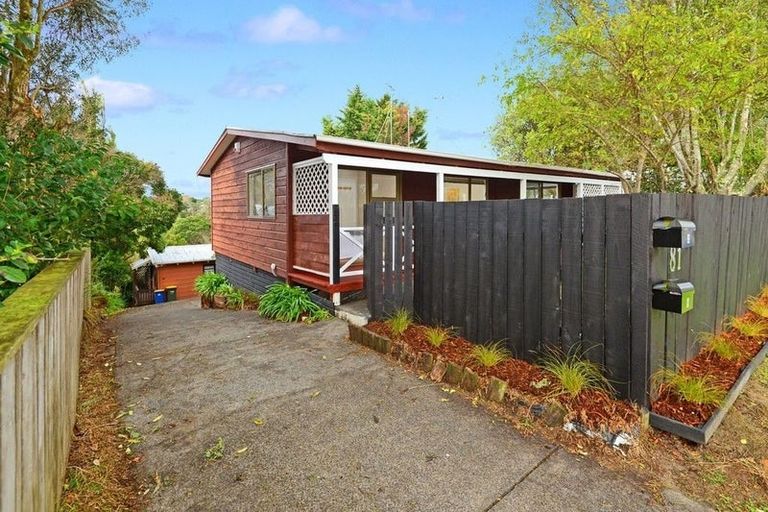 Photo of property in 1/81 Fairclough Road, Beach Haven, Auckland, 0626