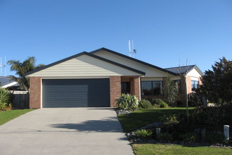 Photo of property in 15 Northmeadow Drive, Rototuna, Hamilton, 3210