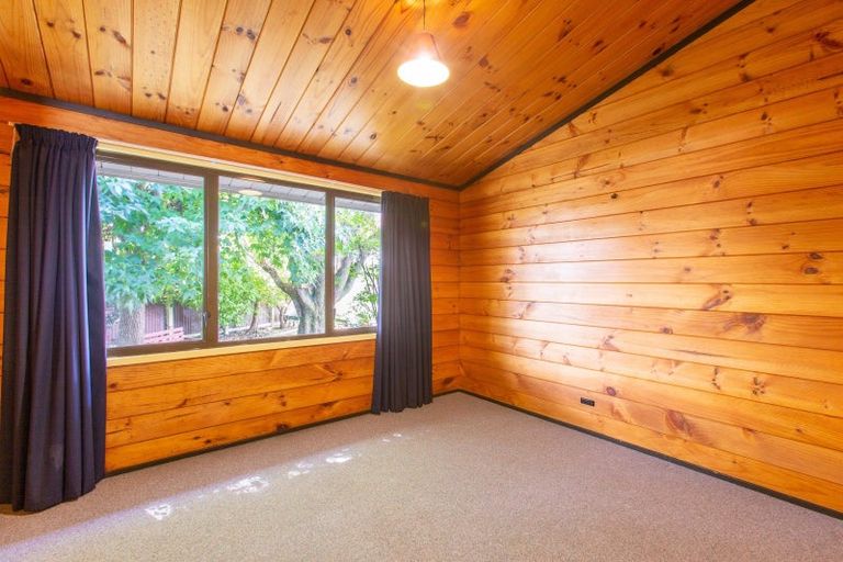 Photo of property in 2 Hunter Street, Dannevirke, 4930