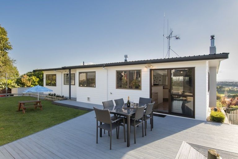 Photo of property in 77 Victory Street, Welcome Bay, Tauranga, 3112