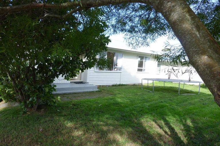 Photo of property in 22 Lingfield Street, Glenfield, Auckland, 0629