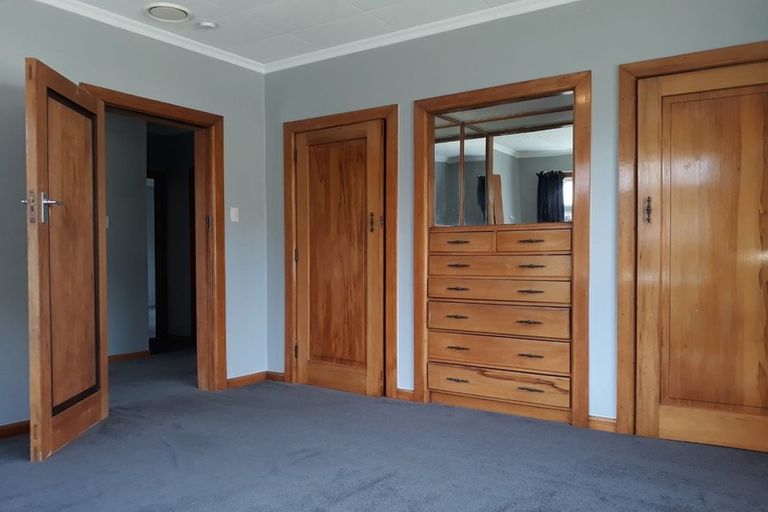 Photo of property in 76 Sylvan Street, Hillmorton, Christchurch, 8024