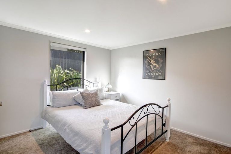 Photo of property in 21 Brugh Place, Andersons Bay, Dunedin, 9013