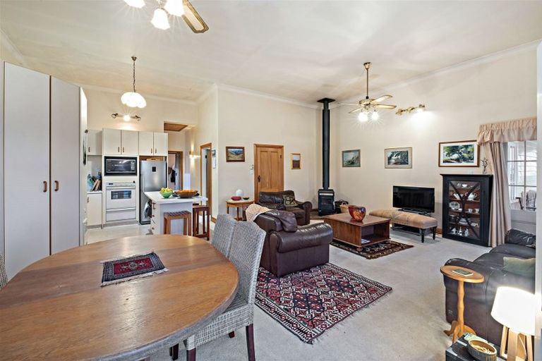 Photo of property in 6 Rembrandt Place, Opaheke, Papakura, 2113