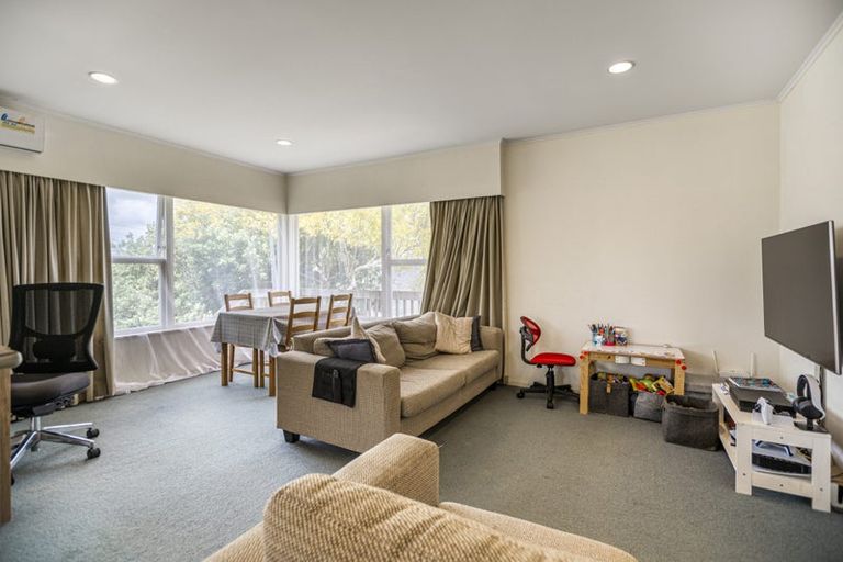 Photo of property in 53 Shakespeare Road, Bluff Hill, Napier, 4110