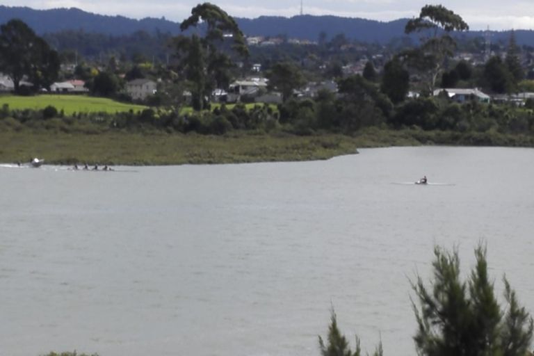 Photo of property in 20a Kenley Place, Avondale, Auckland, 1026