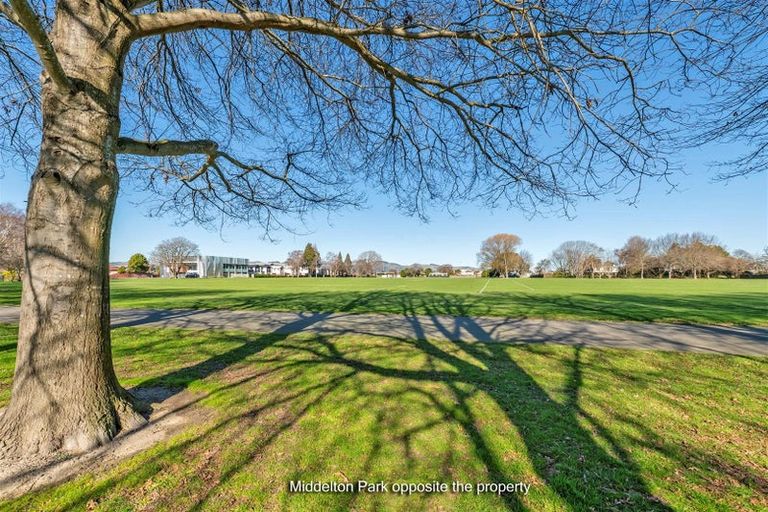 Photo of property in 27 Lochee Road, Upper Riccarton, Christchurch, 8041