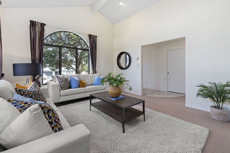 Photo of property in 24 Coventry Way, Long Bay, Auckland, 0630