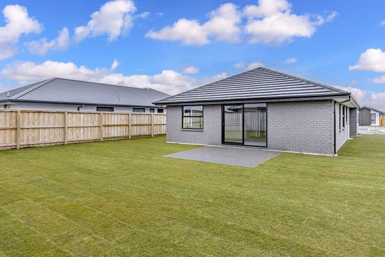 Photo of property in 20 Coach Way, Rolleston, 7614