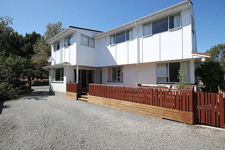 Photo of property in 209 Queenspark Drive, Parklands, Christchurch, 8083