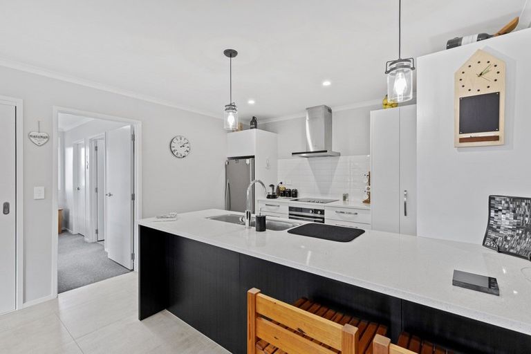 Photo of property in 11 Orchard Terrace, Riverhead, 0820